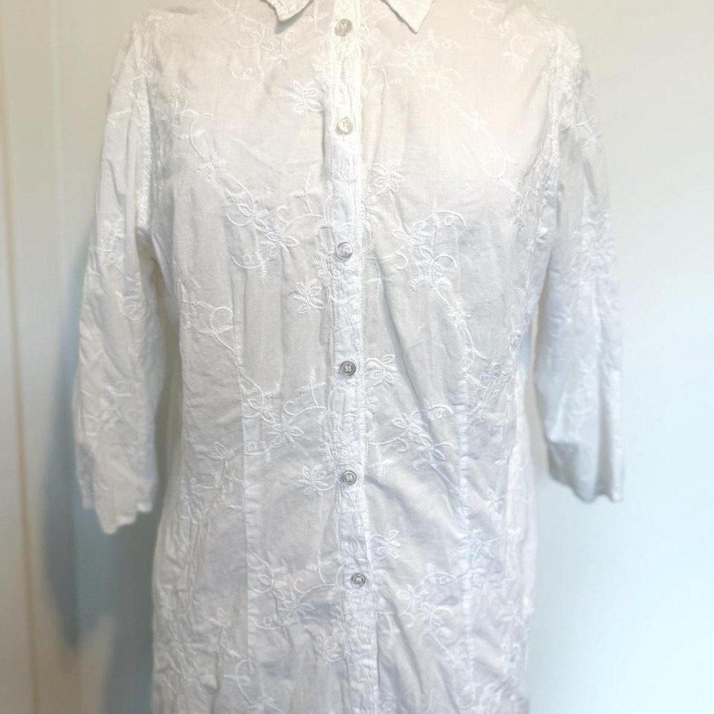 cotton boho White embroidered shirt Size 16. Chic vintage trendy y2k preppy